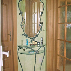Rustiklny kozmetick stolk so zrkadlom - luxusn nbytok