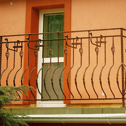 Exteriérové kované zábradlie na balkón Exteriérové kované zábradlie na balkón