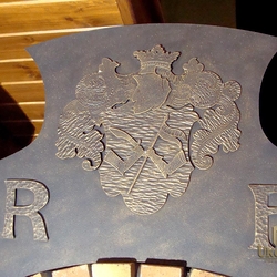 Rodinný ERB na krbe Rodinný ERB na krbe