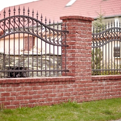 Kovaný plot - moderné kované oplotenie rodinného domu