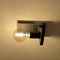 Dizajnov nstenn lampa vznikla spjenm modernho s tradinm 